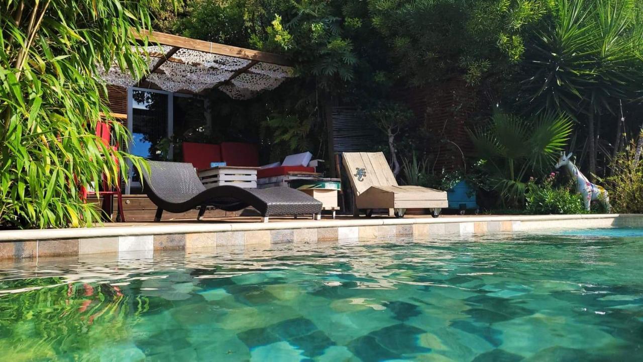 Logement De Charme Avec Piscine Et Jacuzzi Carnoules  Eksteriør bilde